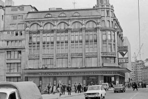 Magazinul-Victoria comunism